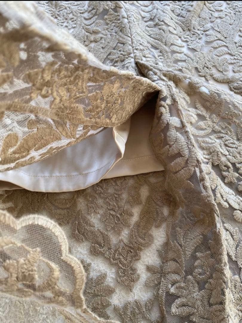 【2025年モデル】anuans エンブロイダリーレーススカート　ベージュ