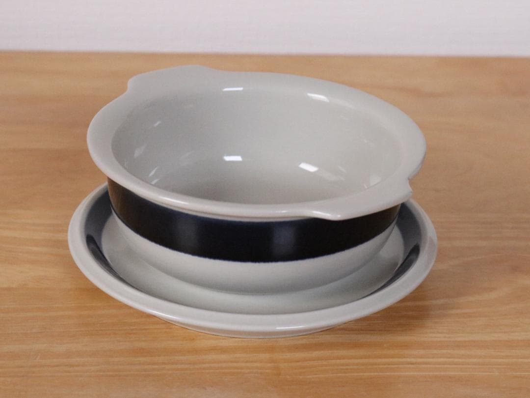 ARABIA アネモネ Anemone　グラタン皿 耳付きボウル&ソーサー 1客