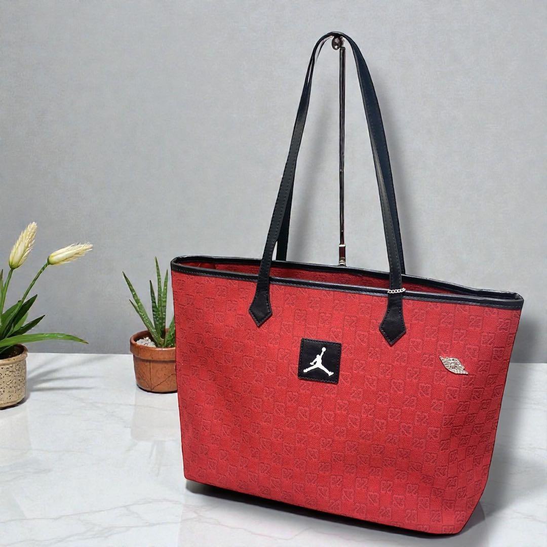 新品未使用NIKE JORDAN モノグラム トートバッグ　ジョーダン