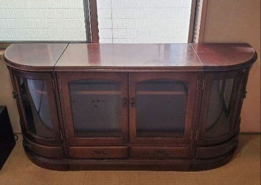 クラシック　アンティーク　 キャビネットレアな前面ガラス張り