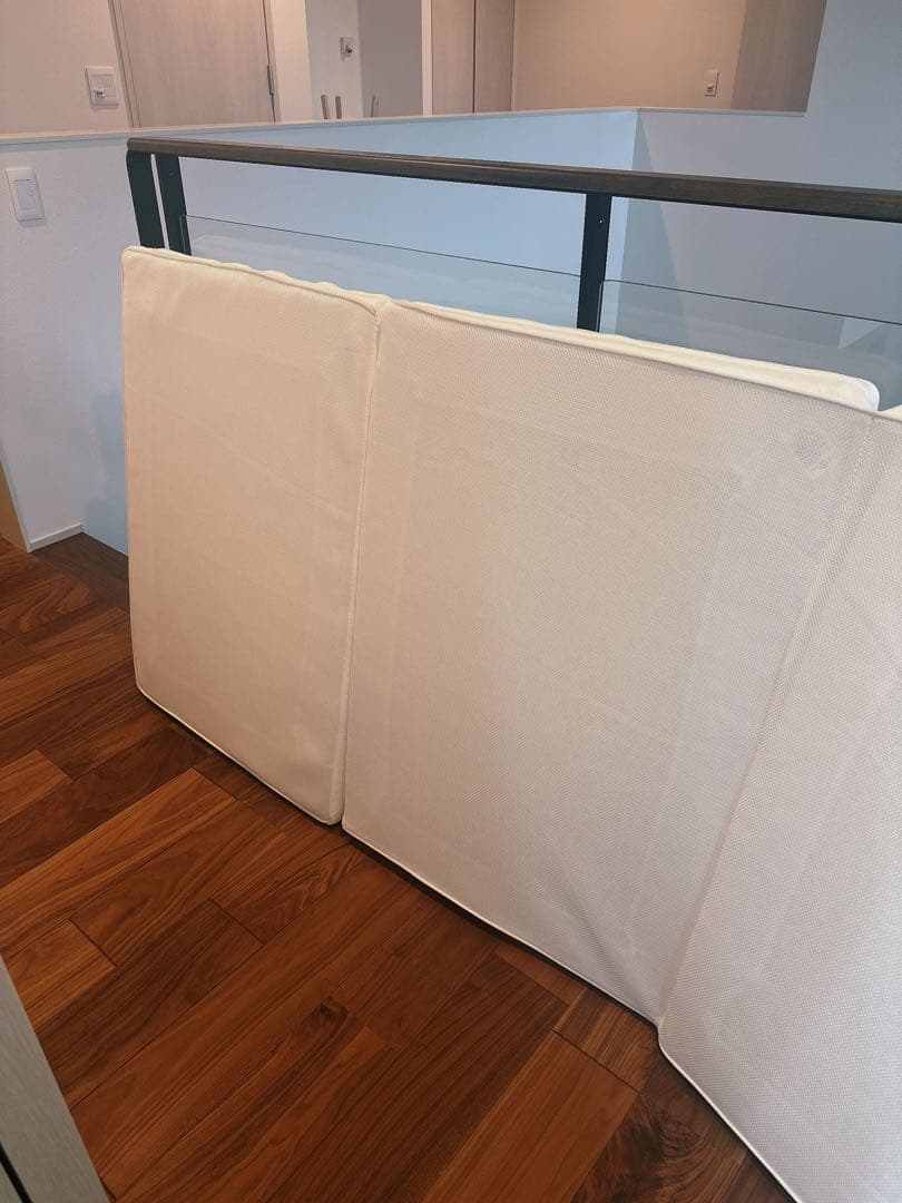 アイリスオーヤマ エアリーマットレス 三つ折り　厚さ9cm シングル