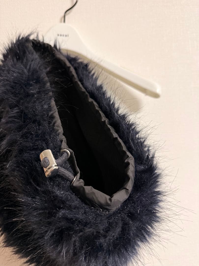 sacai ネイビー ファー付きネックウォーマー