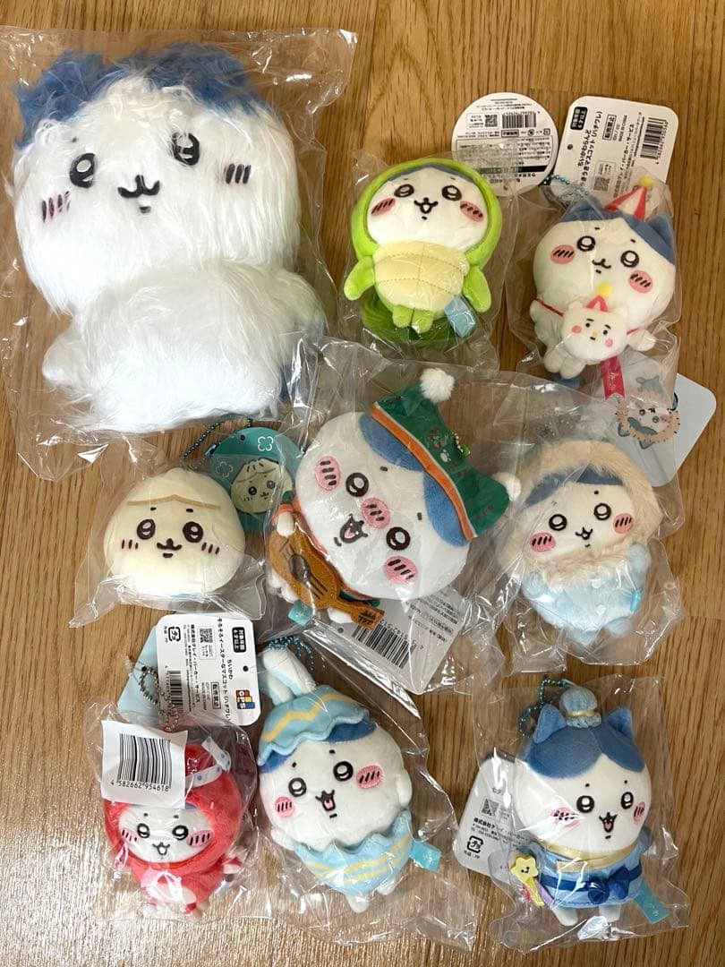 ちいかわ　ハチワレマスコット・ぬいぐるみ　9点まとめ売り