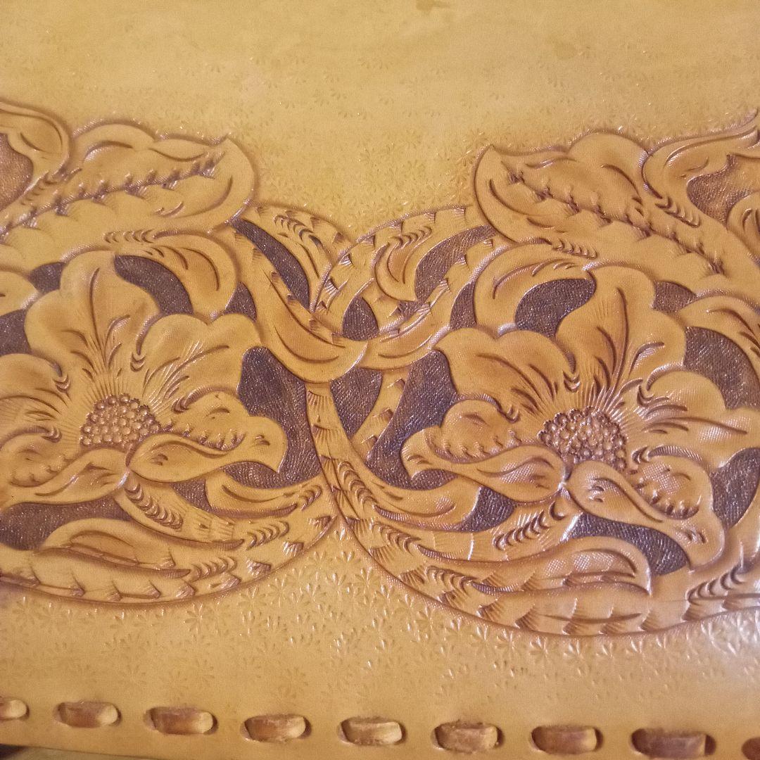 ハンドメイド　ラティーゴ牛革バッグ