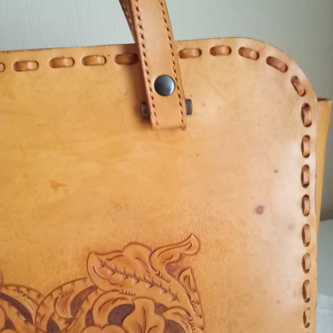 ハンドメイド　ラティーゴ牛革バッグ