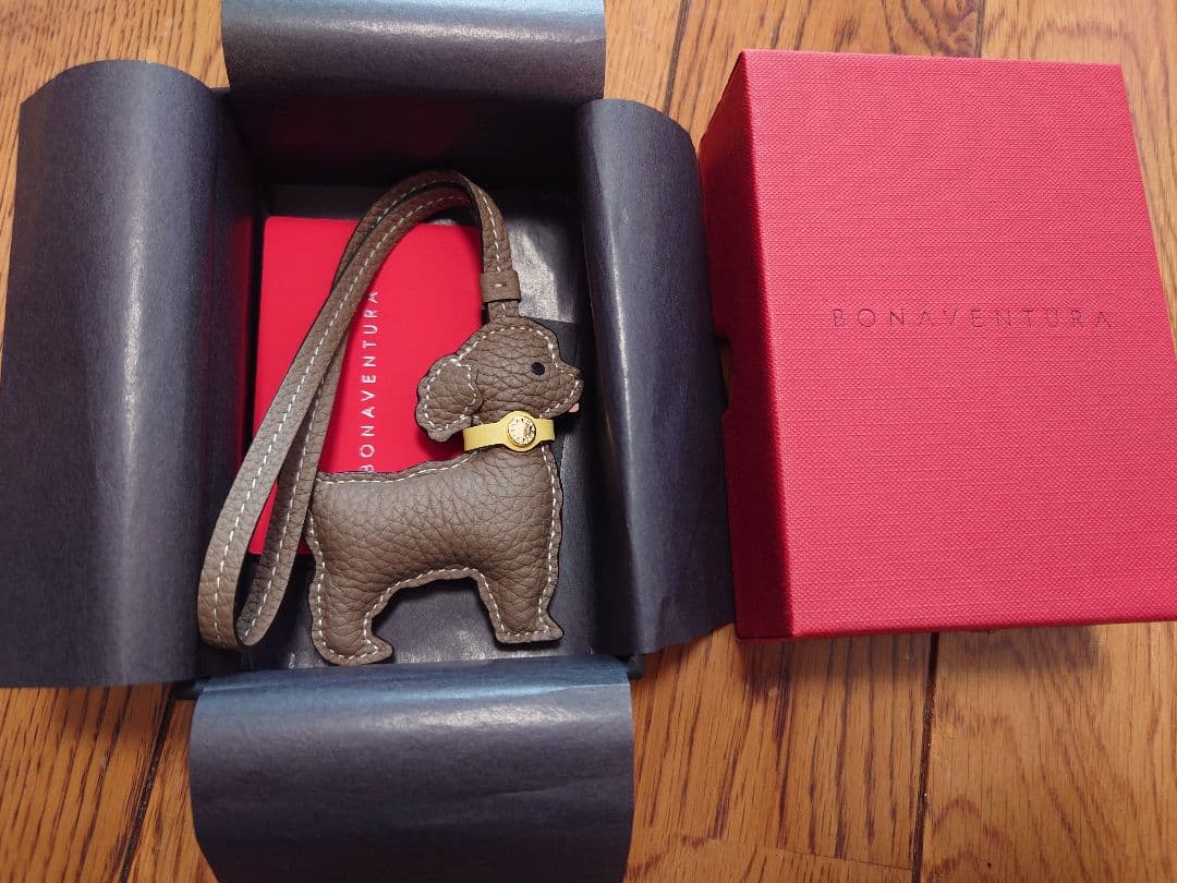 【新品未使用】ボナベンチュラ　チャーム　ドッグ