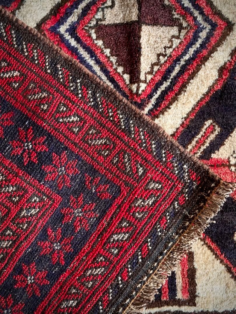 トライバルラグ　ヴィンテージラグ　アフガンラグ　マルダリ　バルーチ　プリミティブ
