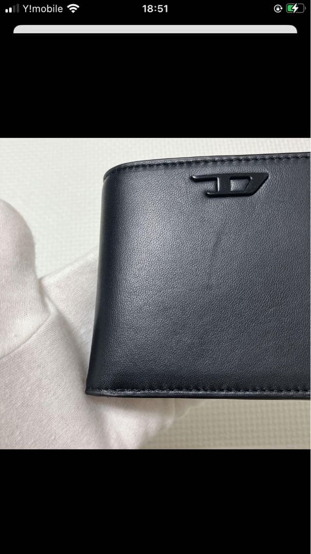 未使用　DIESELディーゼル レザー二つ折り財布　ブラック　黒　「D」ロゴ