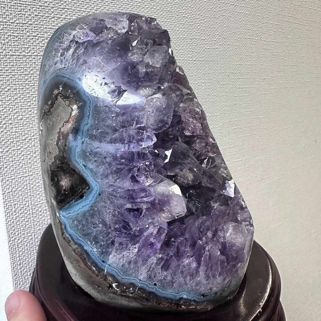 濃紫の煌めきウルグアイ産☆キラキラ☆アメジストクラスターパワーストーンA1087