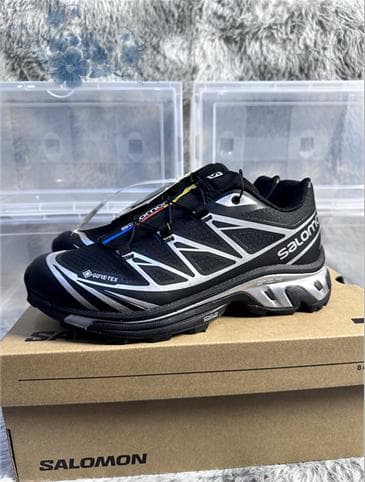 新品 SALOMON サロモン XT-6 GTX スニーカー 24.5cm