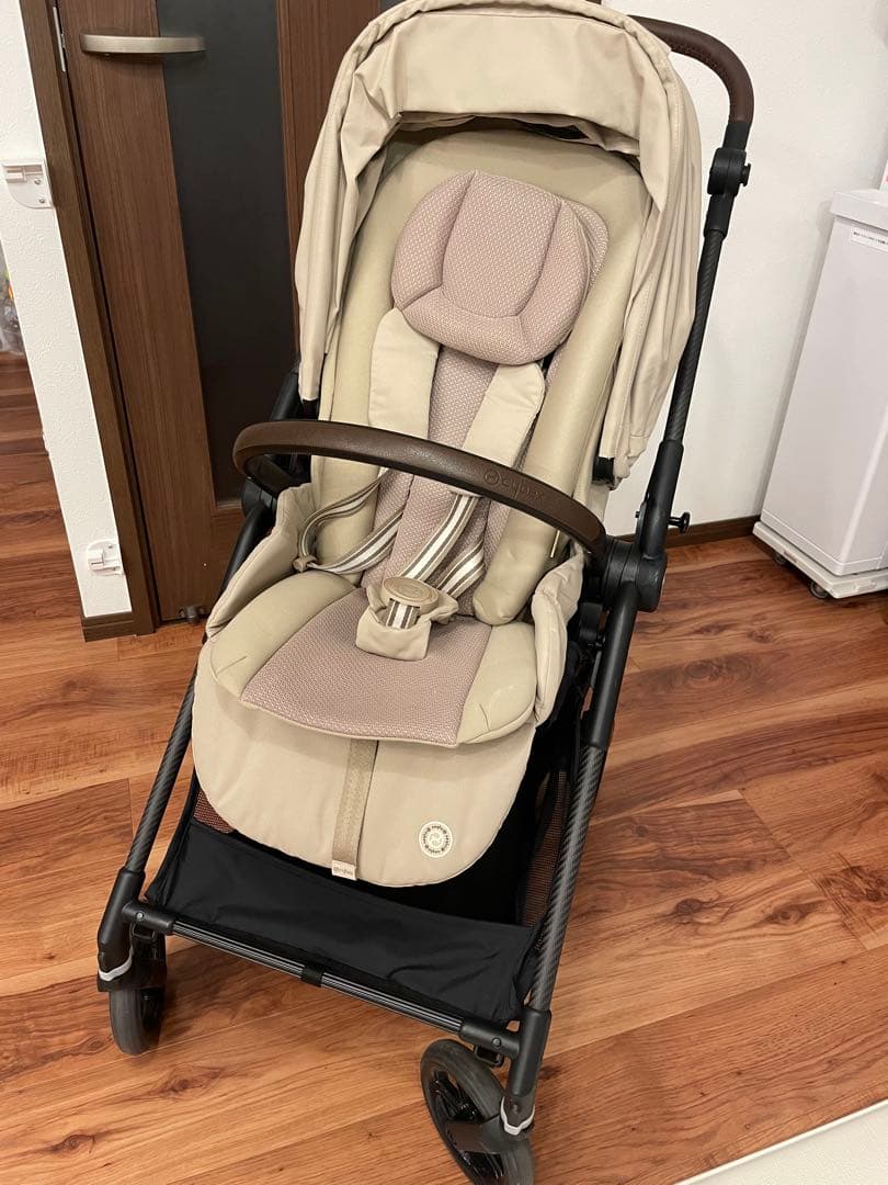 ベージュ ベビーカー クッション性あり