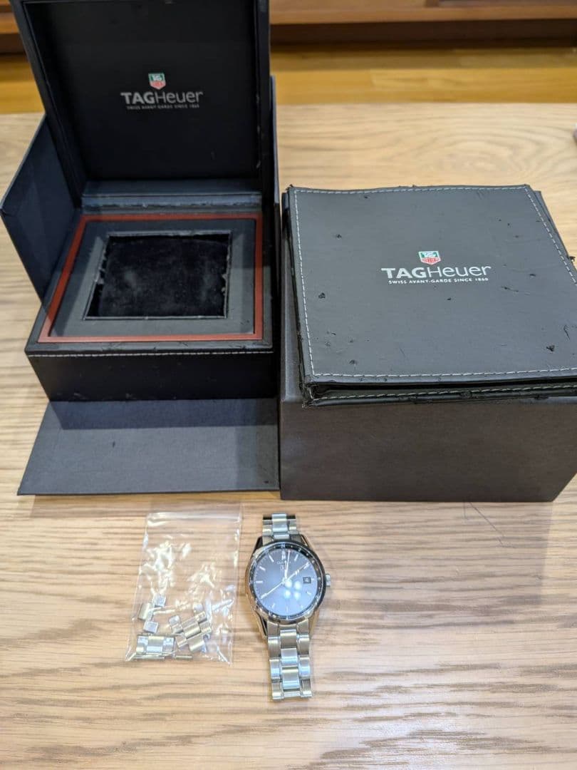 タグ・ホイヤー カレラ　ツインタイム　自動巻き時計