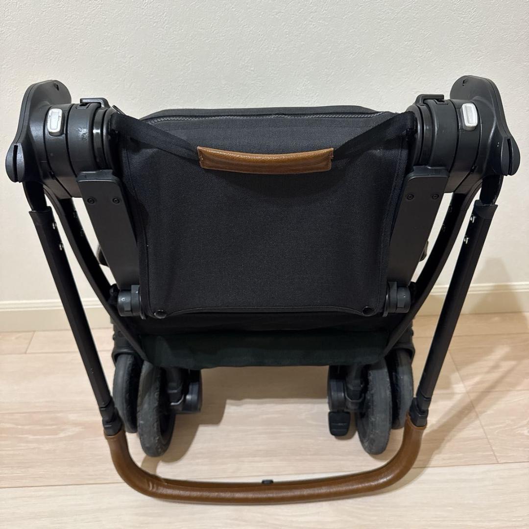 NUNA TRIV ヌナ トリヴ ベビーカー ブラックフレーム×ベージュ