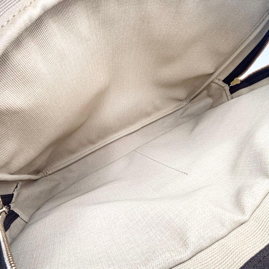 LOUIS VUITTON ルイヴィトン　モノグラム リポーター GM