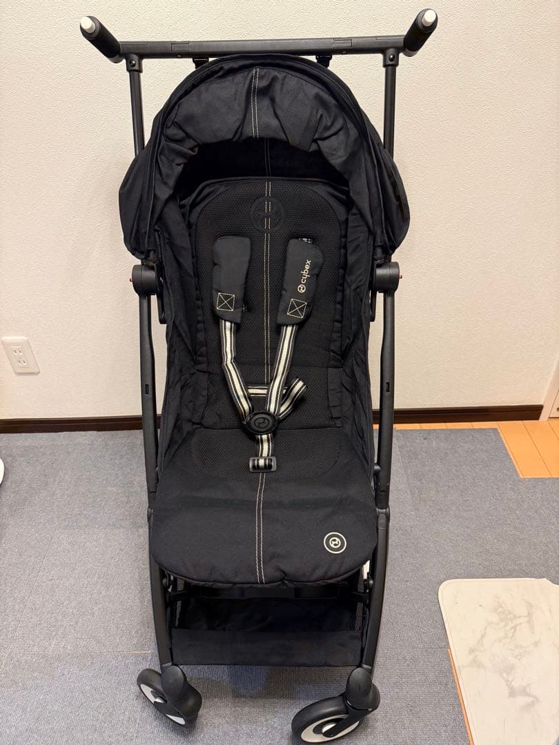 【新品同様】サイベックス cybex リベル ムーンブラック 2022年モデル