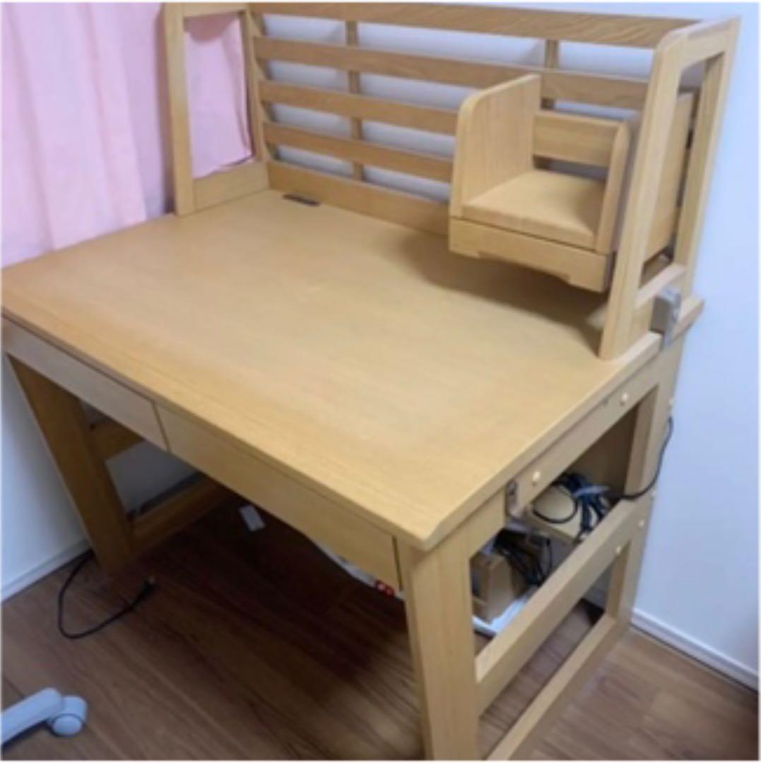 【美品】学習机　コンセント、本棚付き