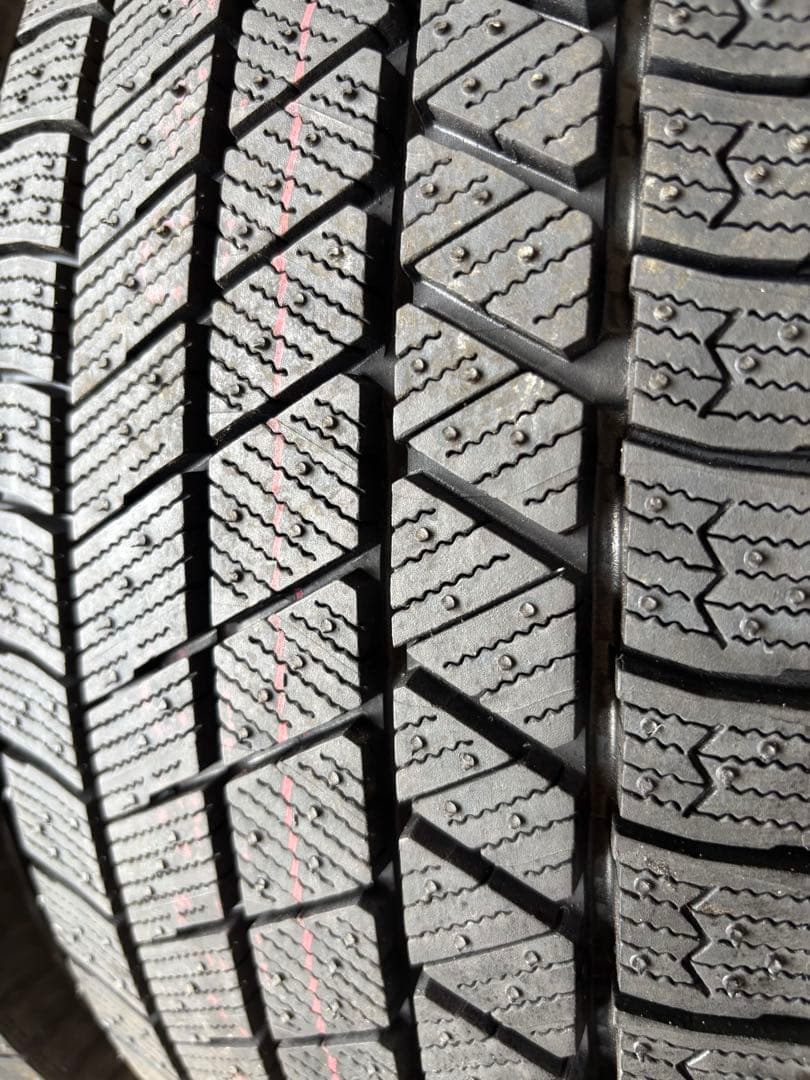 新品 ブリヂストン ブリザック VRX3スタッドレス195/65R15 91Q