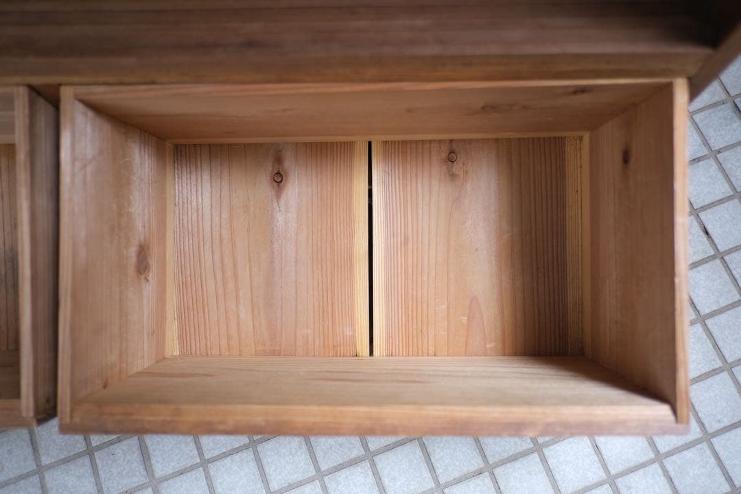 pejite ペジテ ガラスキャビネット