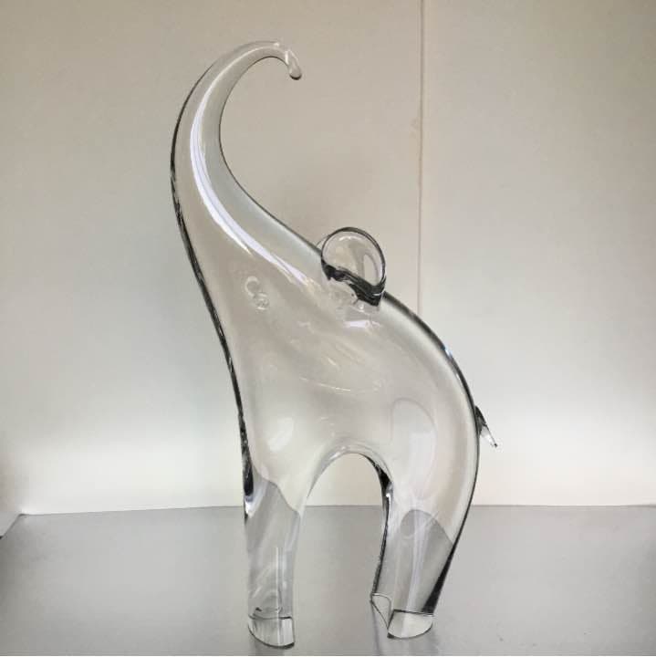 P*n様 ガラスゾウ置物(イタリア製)
