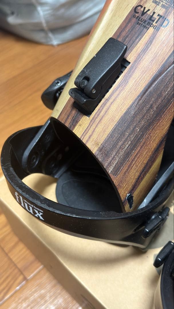 22-23 FLUX CV LTD 30周年モデル　M