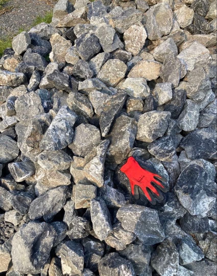 引き取り割栗石500kg◇ドライガーデン庭石スコリア南国リゾート岐阜石ミカモ石