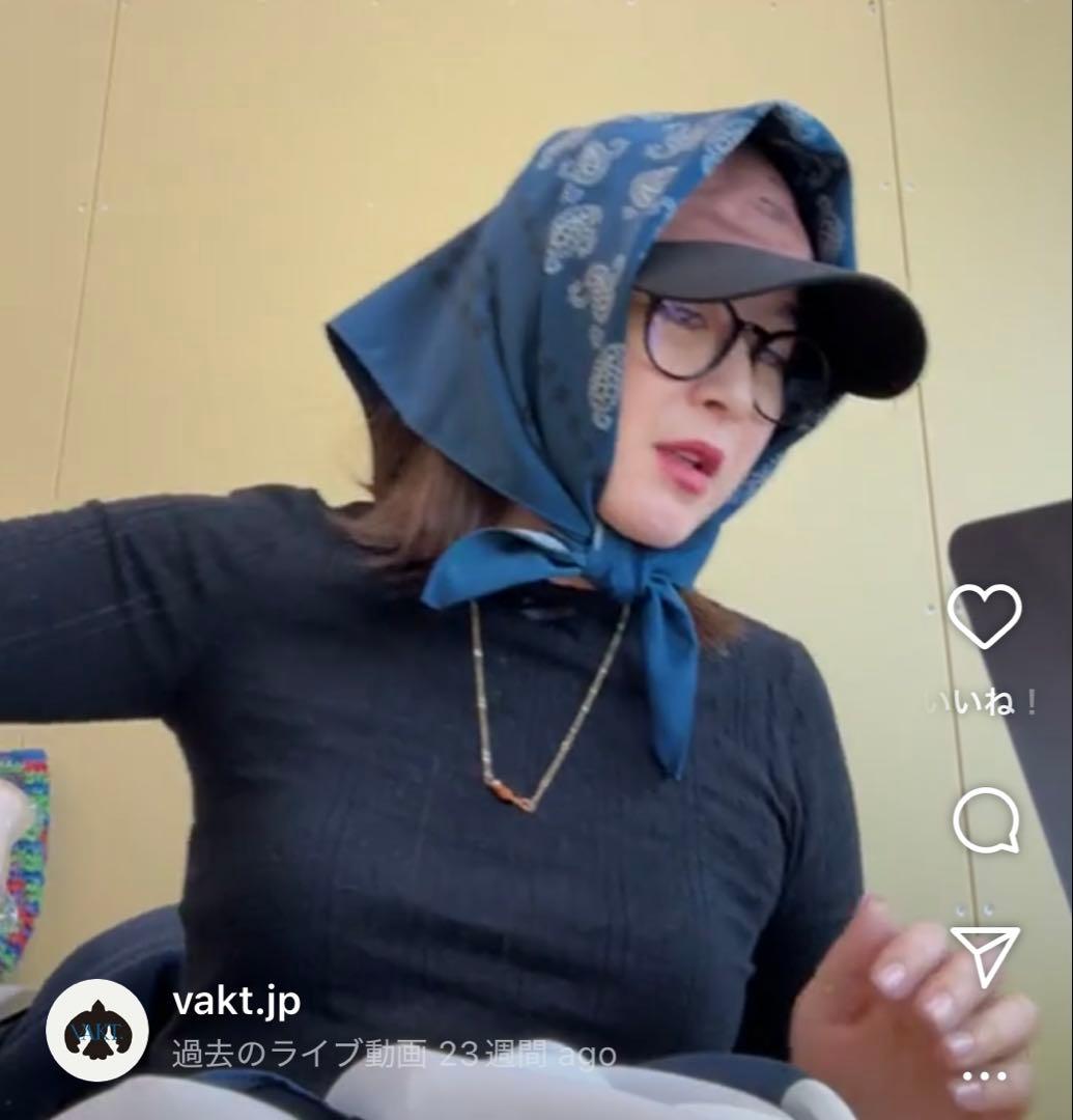 【新品未使用】VAKT.撥水スカーフ　ペイズリー