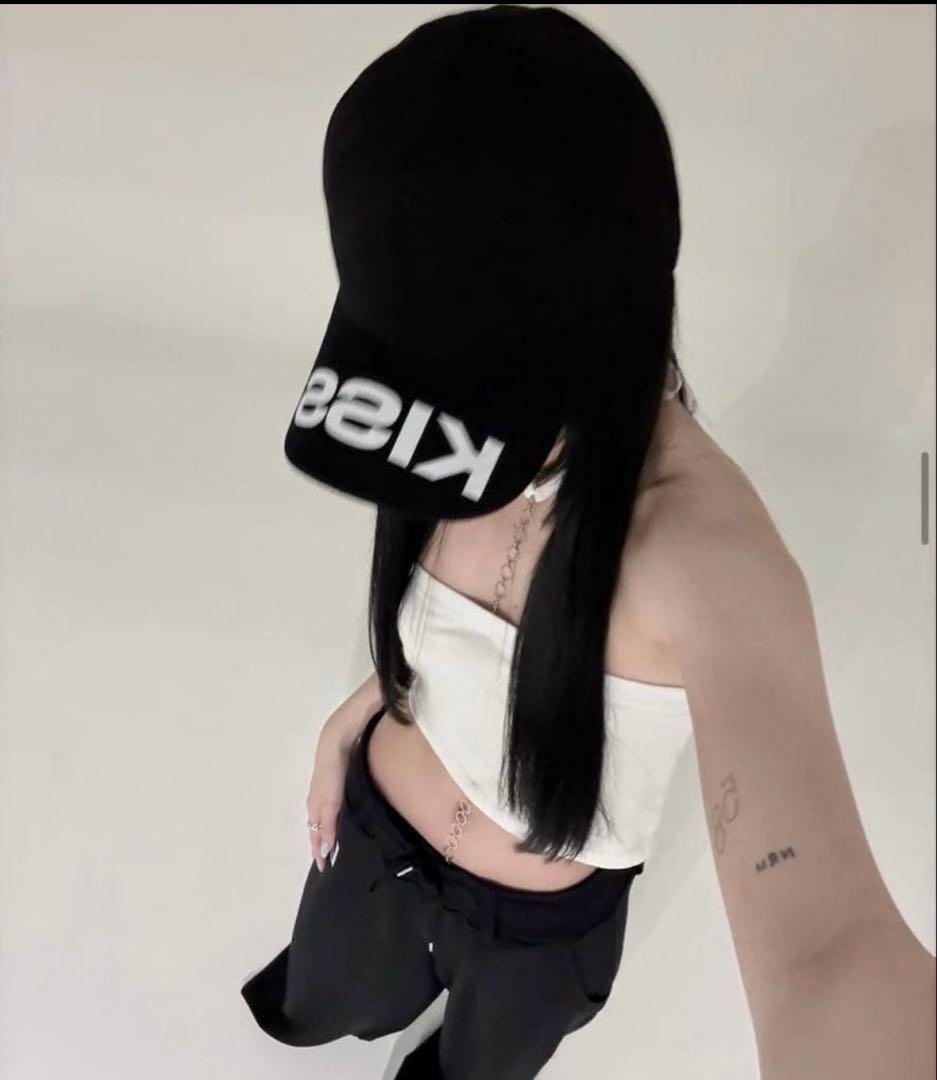 kiss the club キャップ