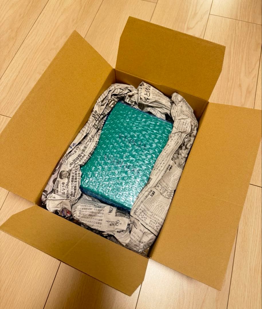 新品未使用★BottegaVenetaパース付二つ折財布★ダークグリーン