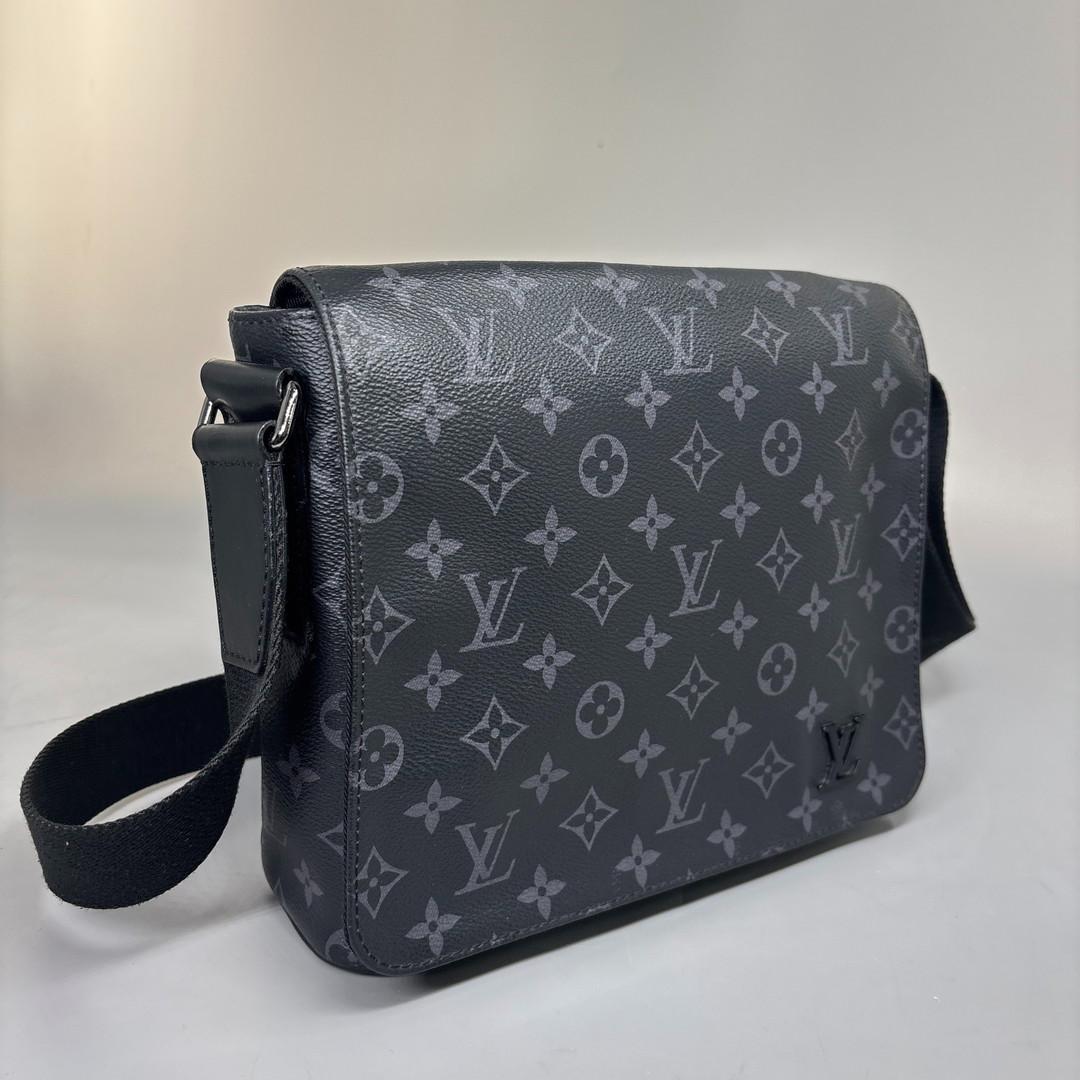 超極美品 ルイヴィトン ディストリクトPM NV2 M45272 エクリプス