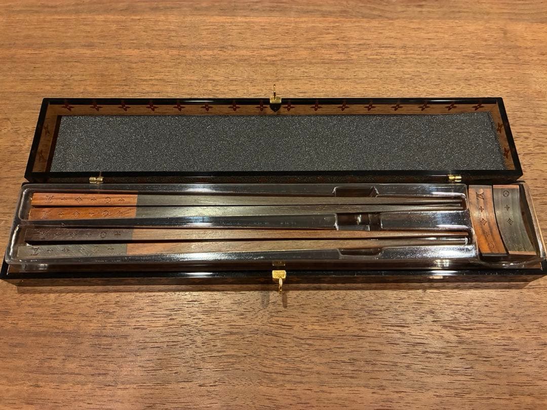 Louis Vuitton 箸&箸置きセット 非売品モノグラム 【VIP限定】