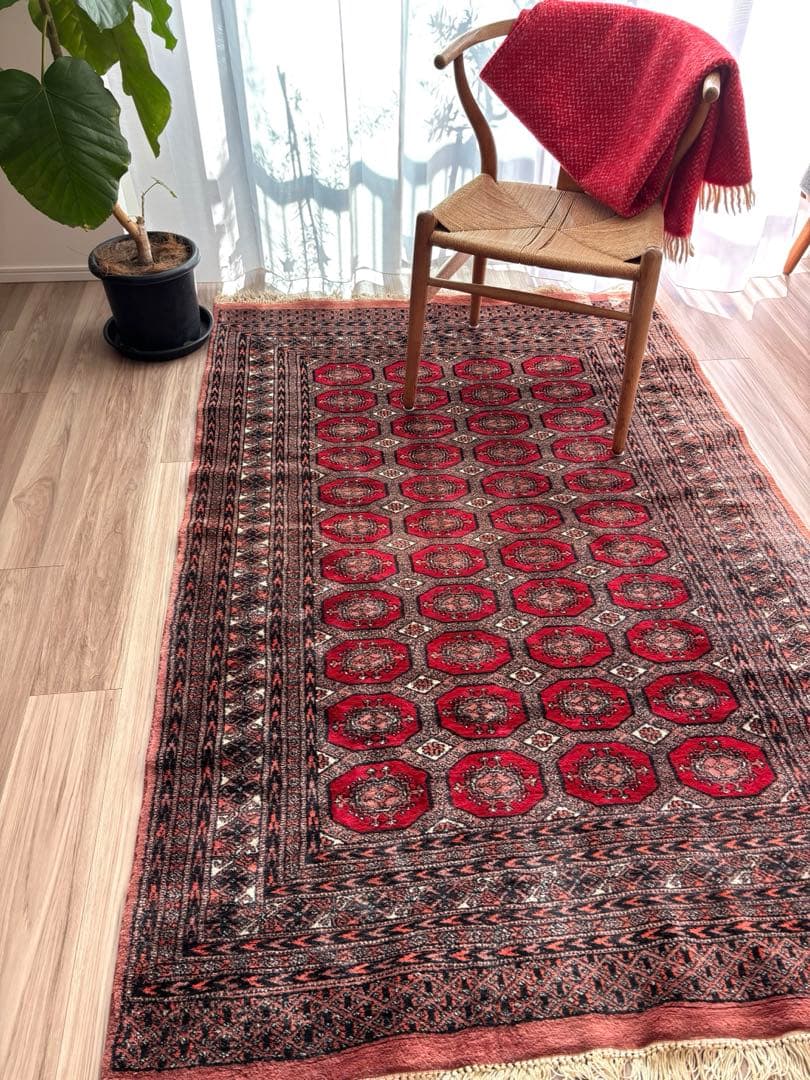 美品　アフガンラグ　ギュル紋様　トルクメンラグ　　202×125 経年40年