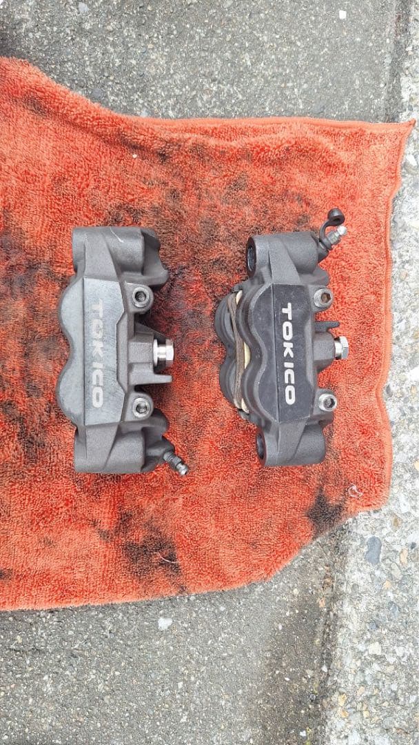 マヘホンダCBR1000RR sc59ブレーキキャリパー