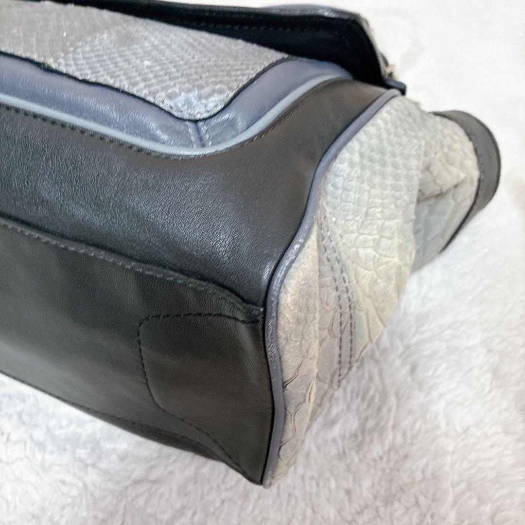 良品　COACH コーチ　トートバッグ　パイソン　チャーム　ターンロック