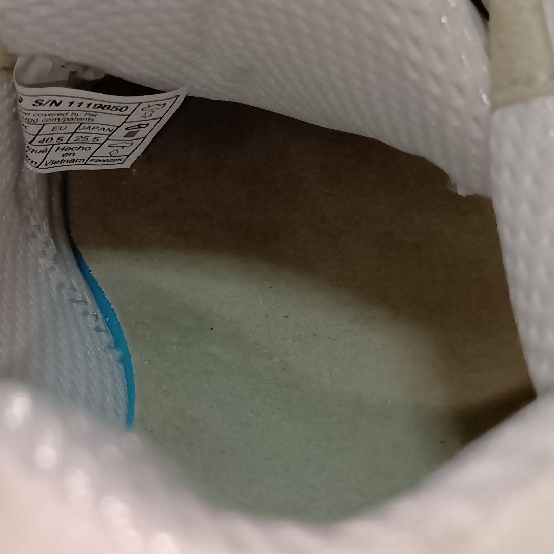 【即完売モデル】UGG CA805 厚底スニーカー 25.5cm ホワイト