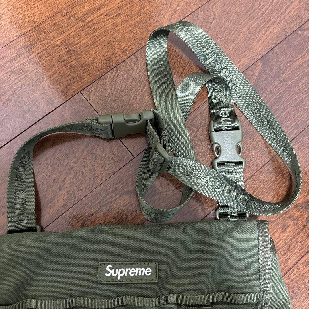 supreme ミニメッセンジャーバッグ オリーブ　ショルダーバッグ
