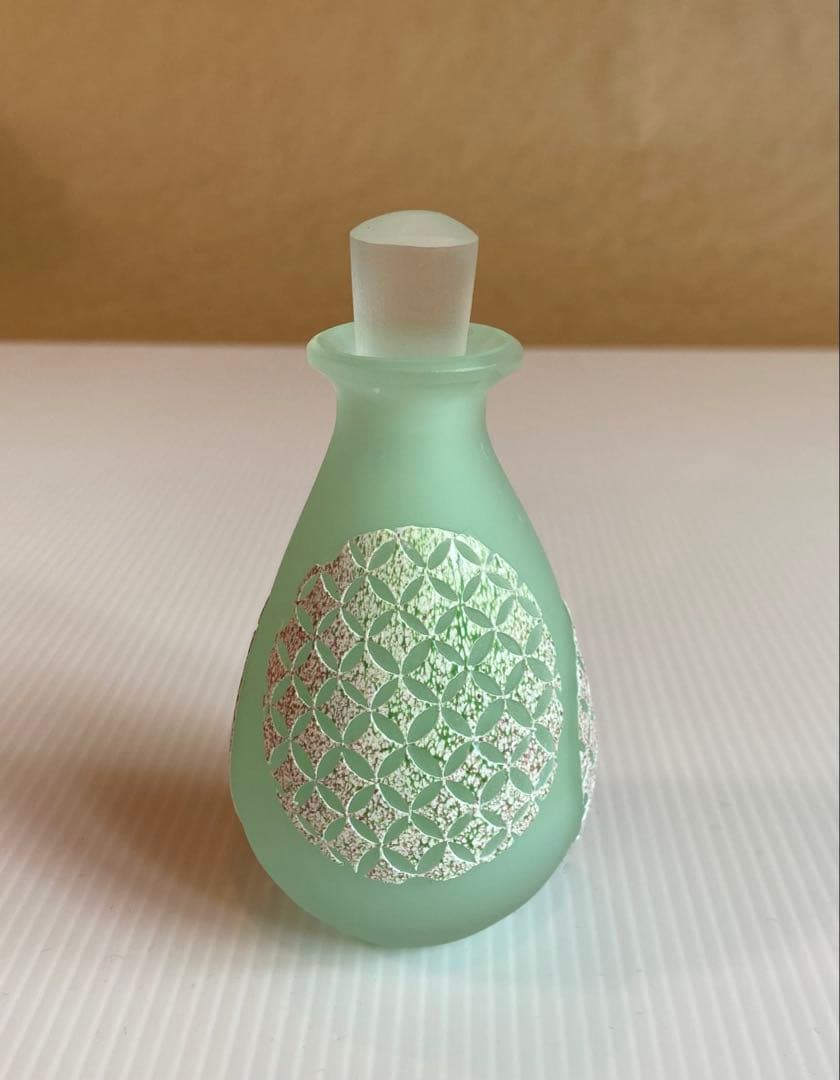 吹きガラス 蓋物 ( 振出 )