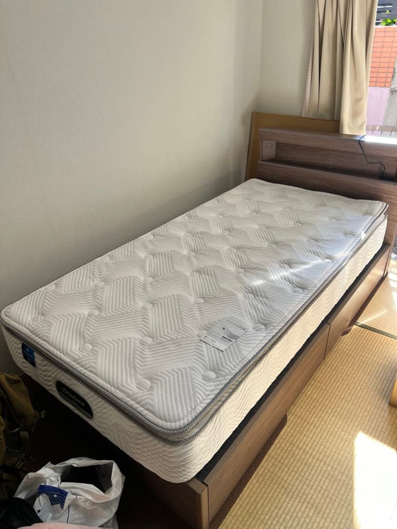 【美品】シモンズ　マットレス　ビューティレスト　WTU50011