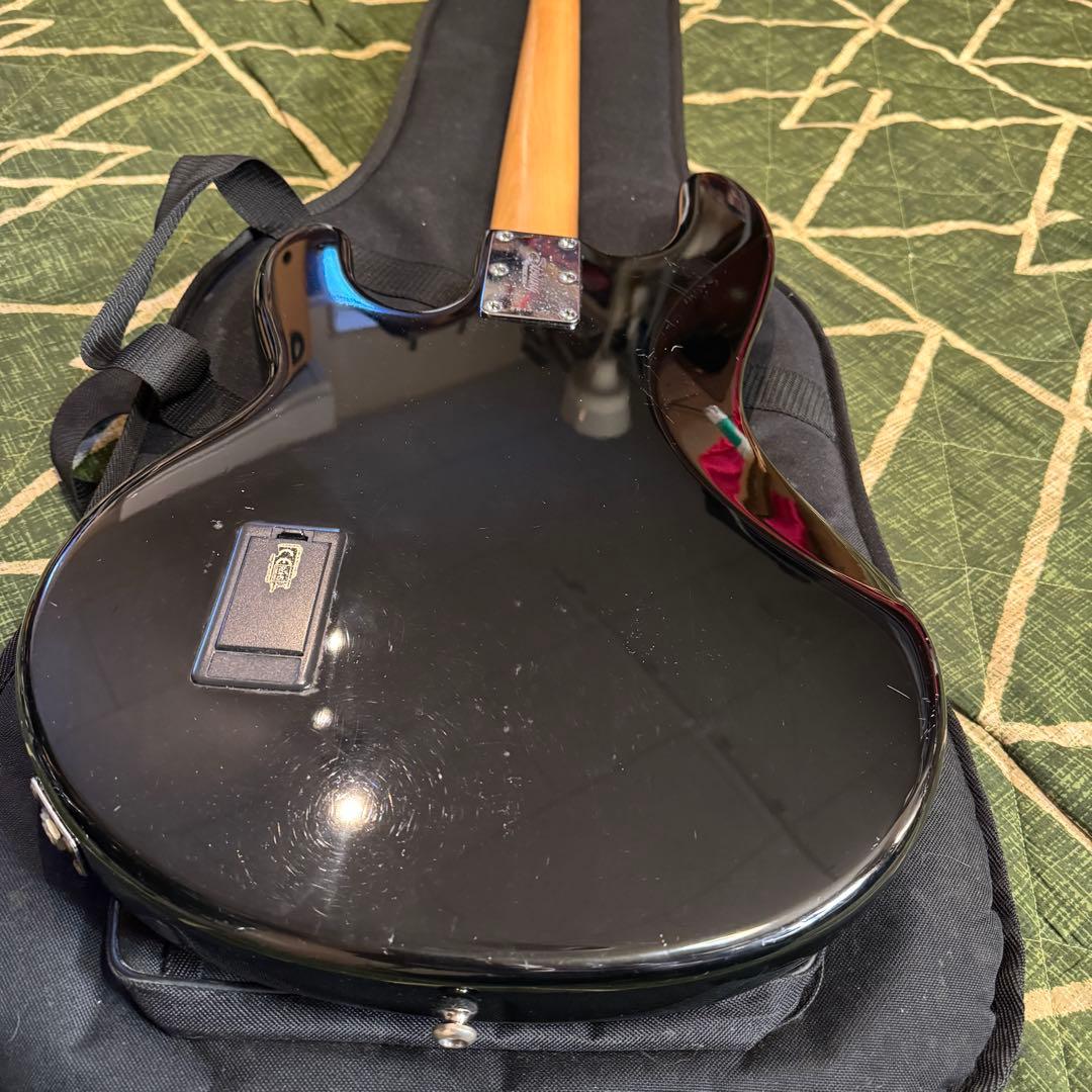 Musicman sterling Ray34 スティングレイ 小傷アリ