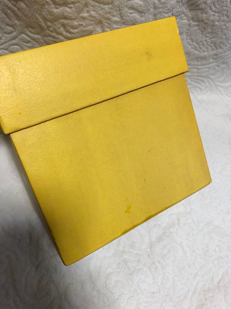 非売品　FENDI クリスマスオーナメント　フェンディ　箱あり　オバケ　猫