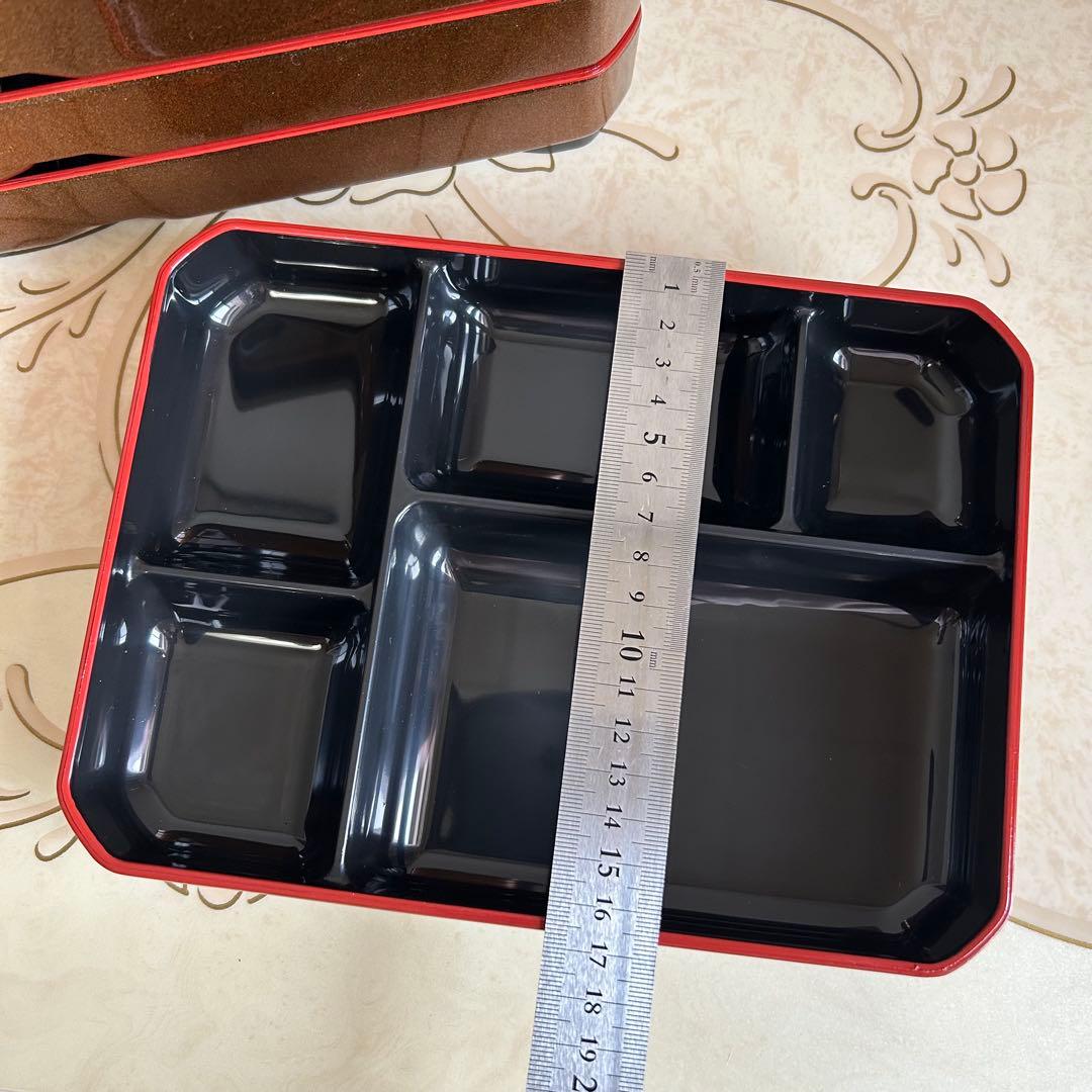 漆器　幕の内弁当箱　弁当箱　松花堂弁当　蓋付き仕切り付き皿　長角鉢　金彩