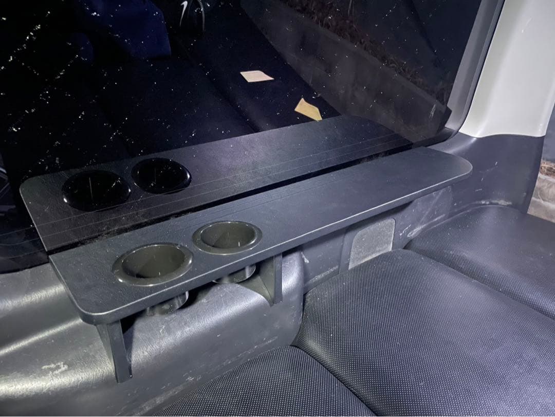 ハイエース　リアテーブル