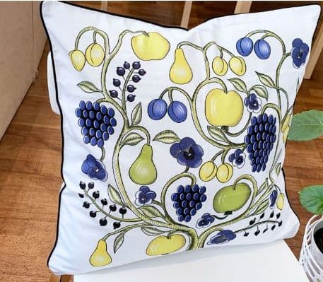 ARABIA　パラティッシ柄　 クッションカバー　カラフル　Kuovi クオヴィ