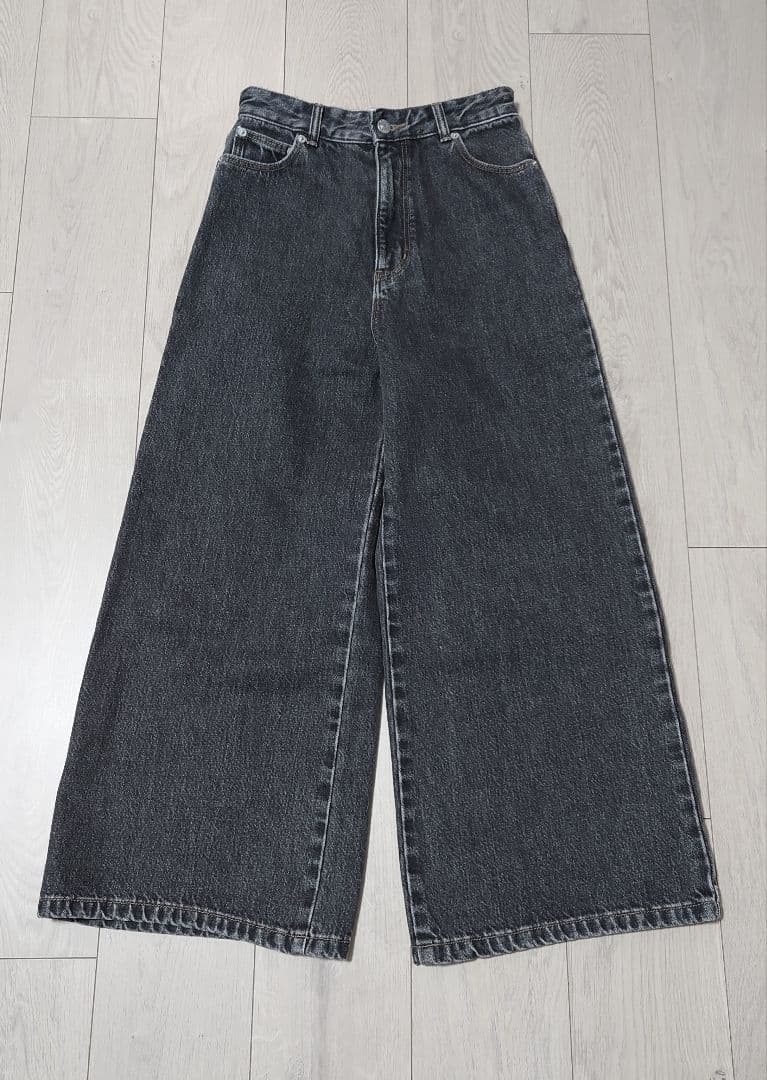 新品同様 COHINA KUROKI DENIM フレアワイド S-short