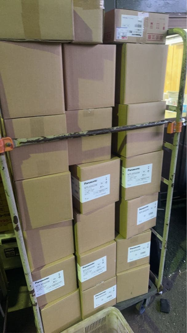 Panasonic ダウンライト NTS65522W 60台まとめ売り 在庫処分