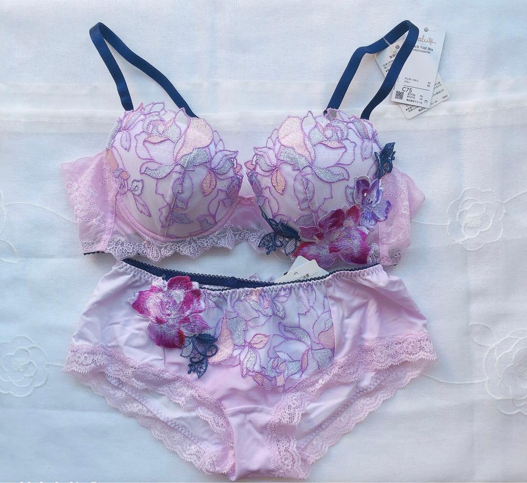 ワコール　サルート　75G グループ　ブラジャーC75・ショーツL