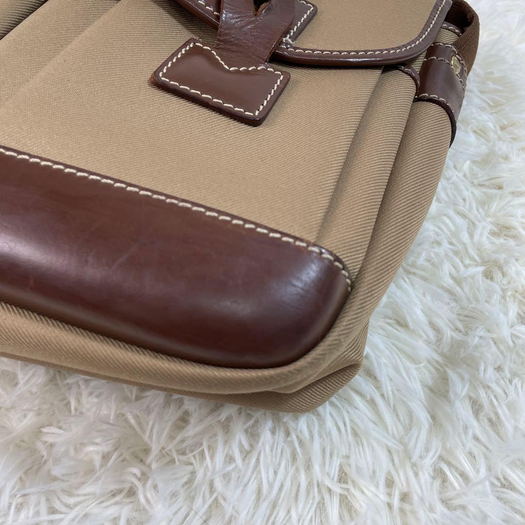 ハンティングワールド メッセンジャーバッグ カーキ