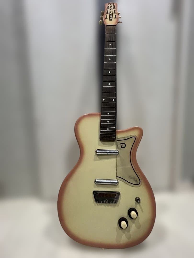 7*3様 【ジャンク扱い】ダンエレクトロギター