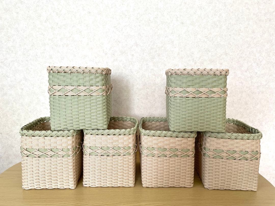 にょみ様用クラフトバンドで作ったバスケットかご