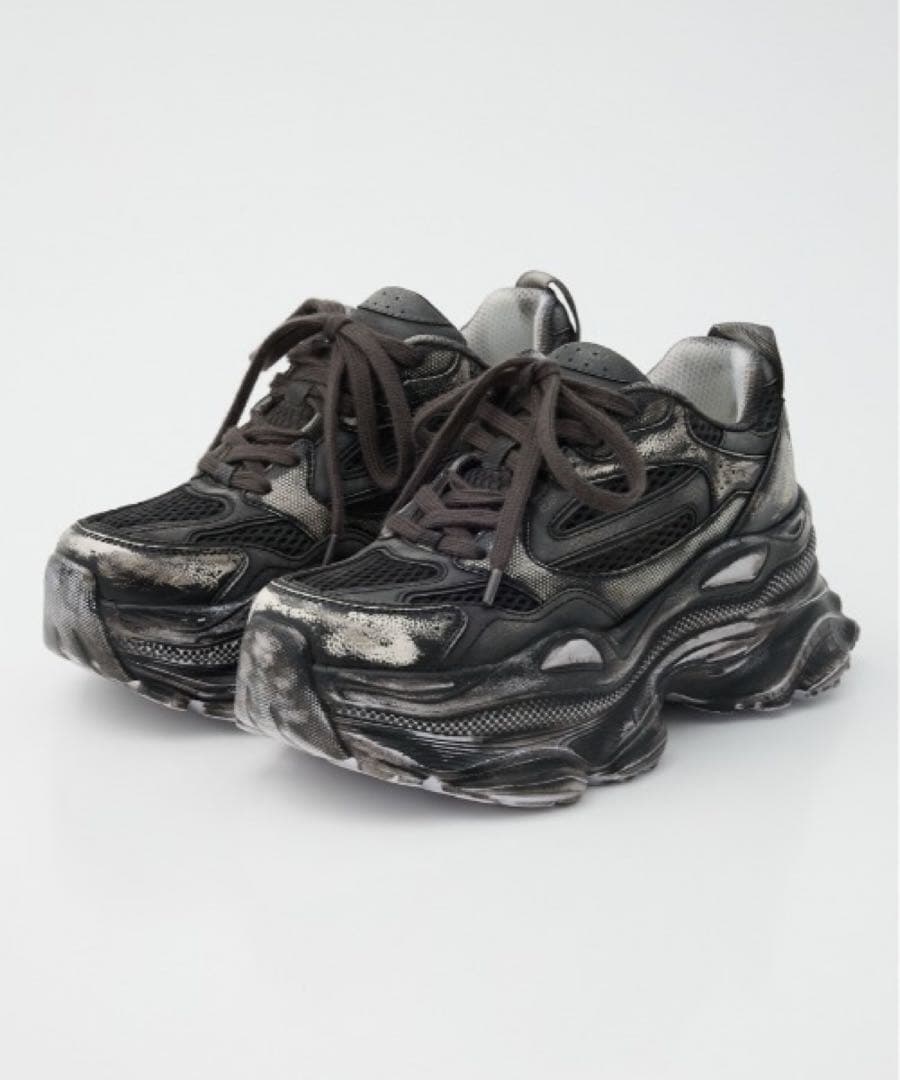 SLY 即完売　厚底スニーカー定価以下‼️半額SALE