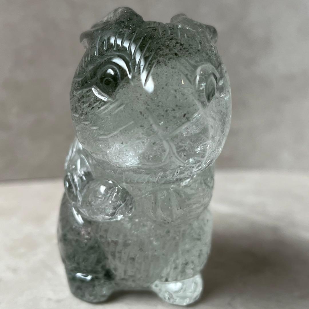 ガーデンクォーツ　うさぎ　リュック　虹　１点もの　手彫り　天然石